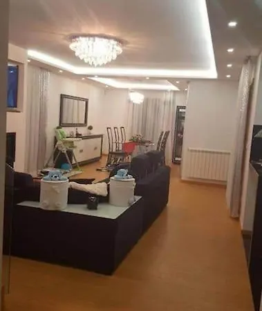 Maison Avec Piscine Et Barbecue *