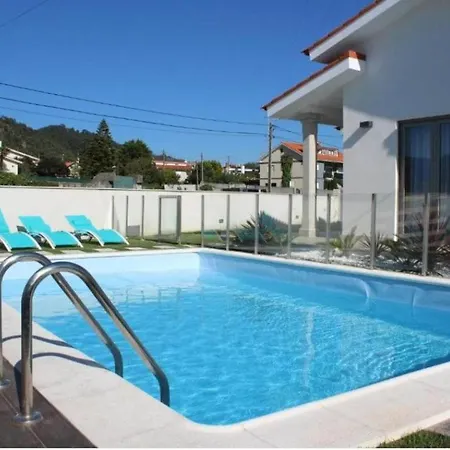 Willa Maison Avec Piscine Et Barbecue Marinhas (Braga)